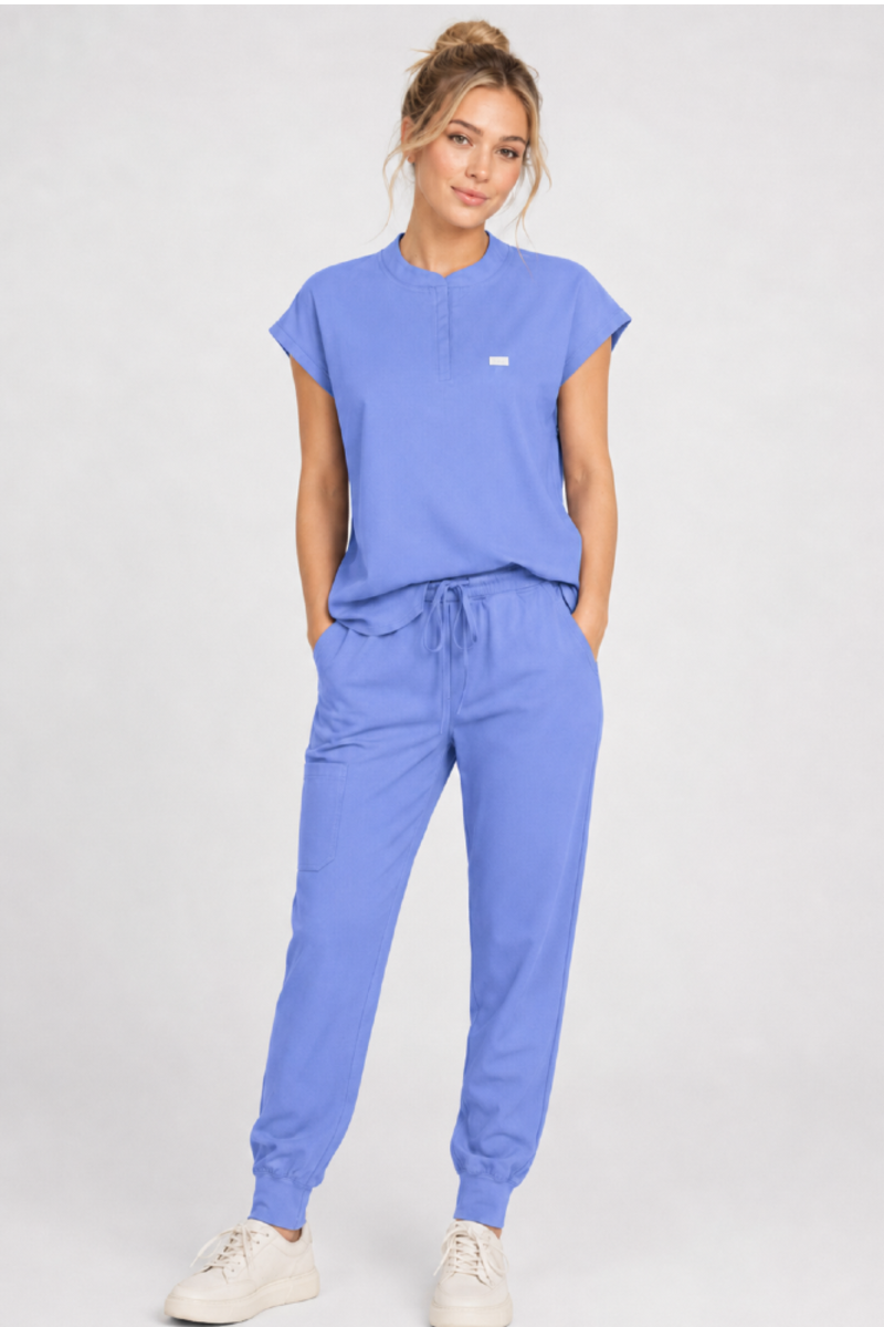 Uniforme Quirúrgico Mao Jogger color Azul Celeste para mujer